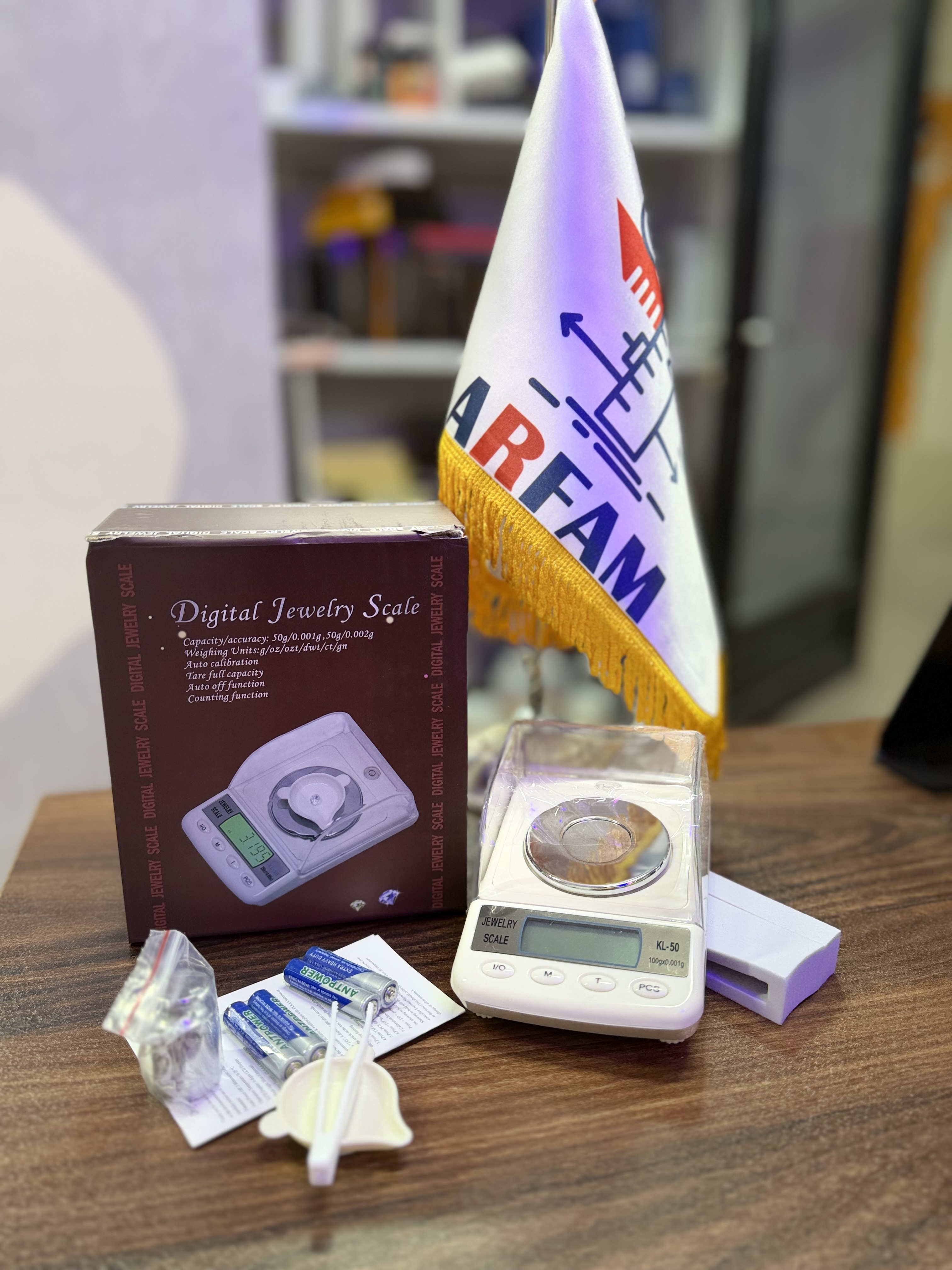 ترازوی آزمایشگاهی KL-50