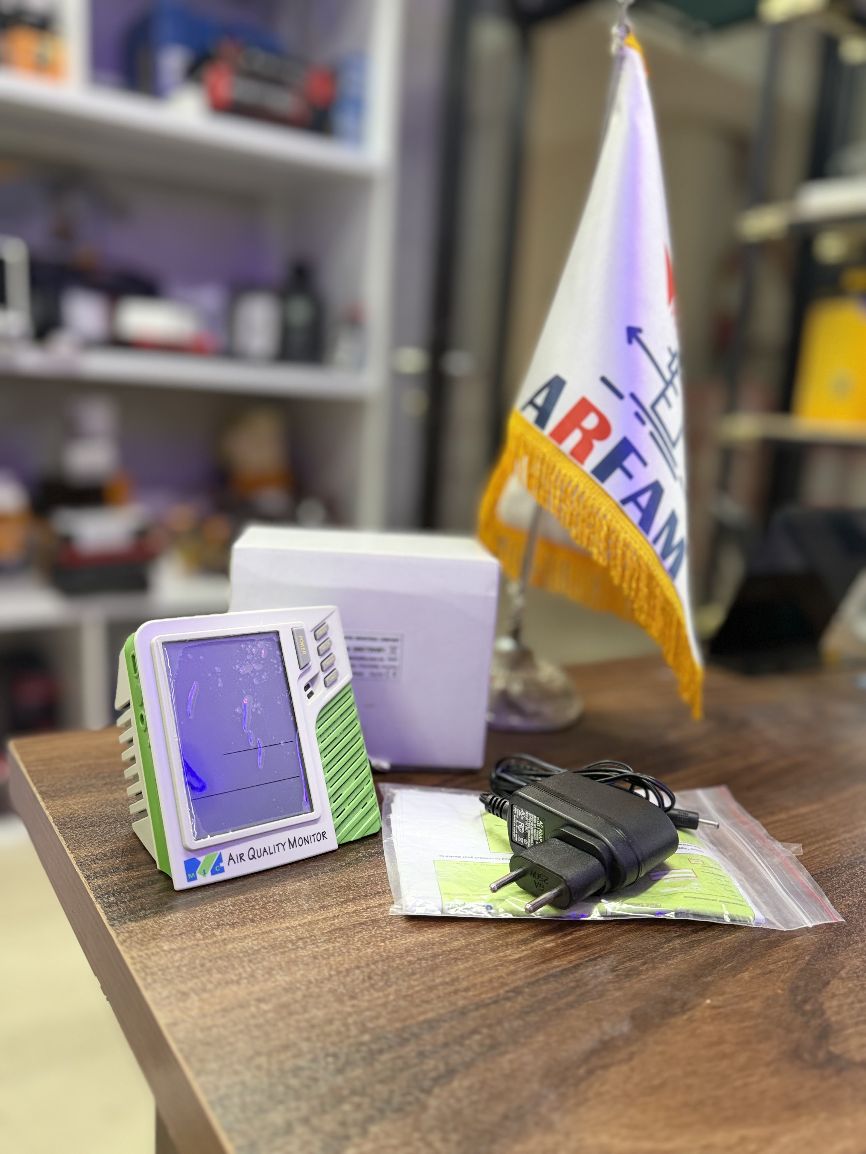 مانیتورینگ و دیتالاگر آنلاین دما و رطوبت مدل MIC_98879WiFi