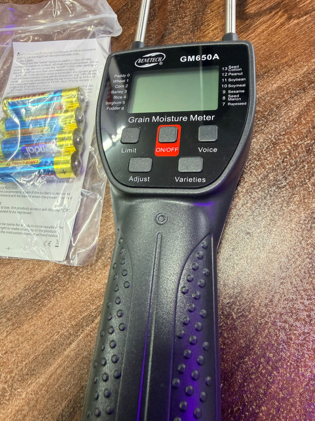 رطوبت سنج غلات بنتک مدل BENETECH GM650