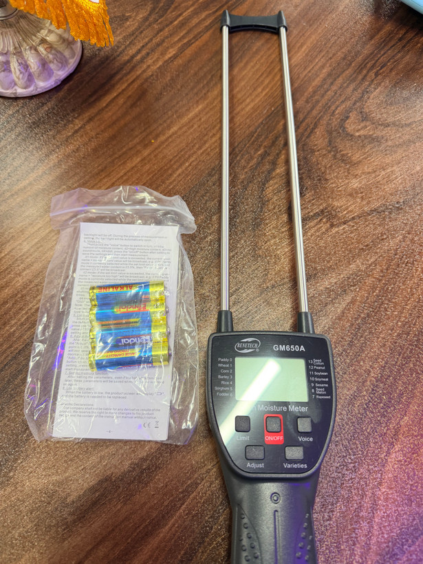 رطوبت سنج غلات بنتک مدل BENETECH GM650